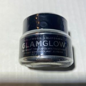 Glamglow YouthMud Tinglexfoliate Treatment